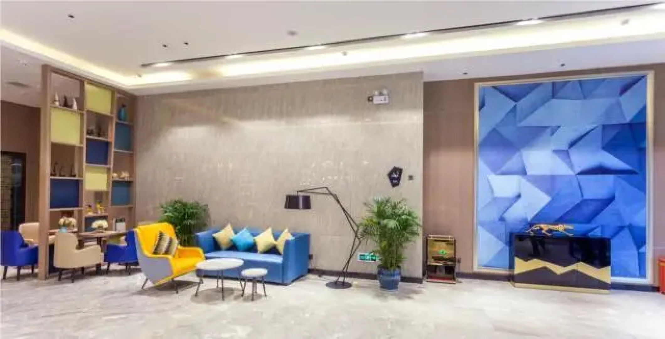 Echarm Hotel Wuhan Guanggu Walking Street Huazhong University of Science and Technology