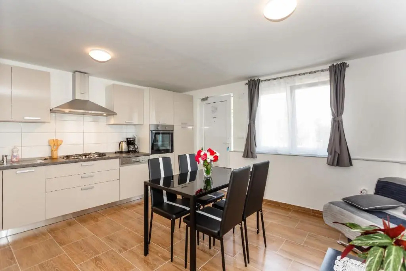 Apartmani Mihaela II