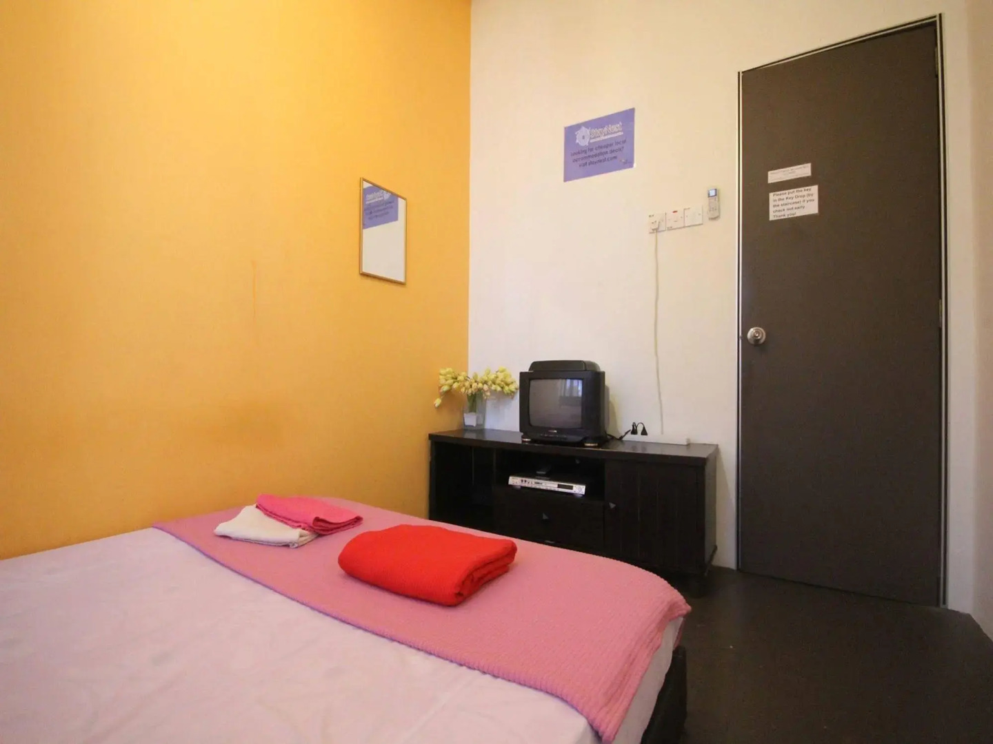 Cocoa Mews Cafe & Homestay - Hostel