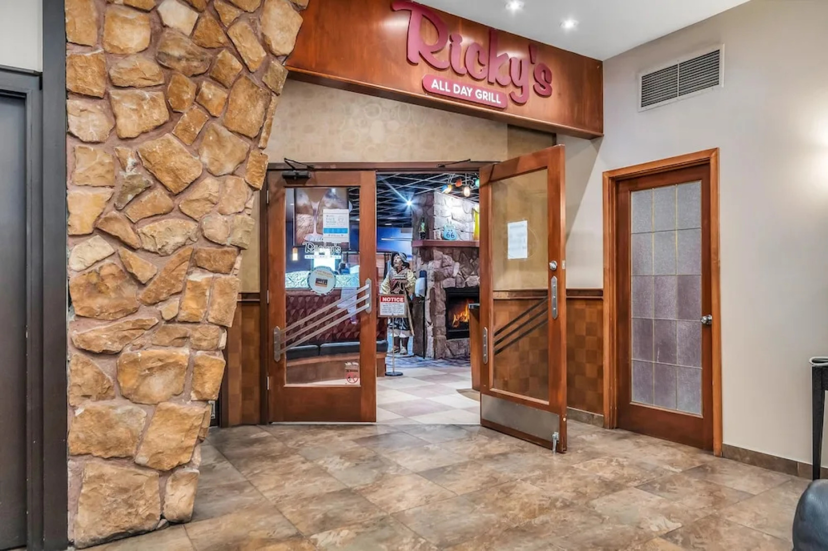 SureStay Plus Hotel by Best Western Seven Oaks