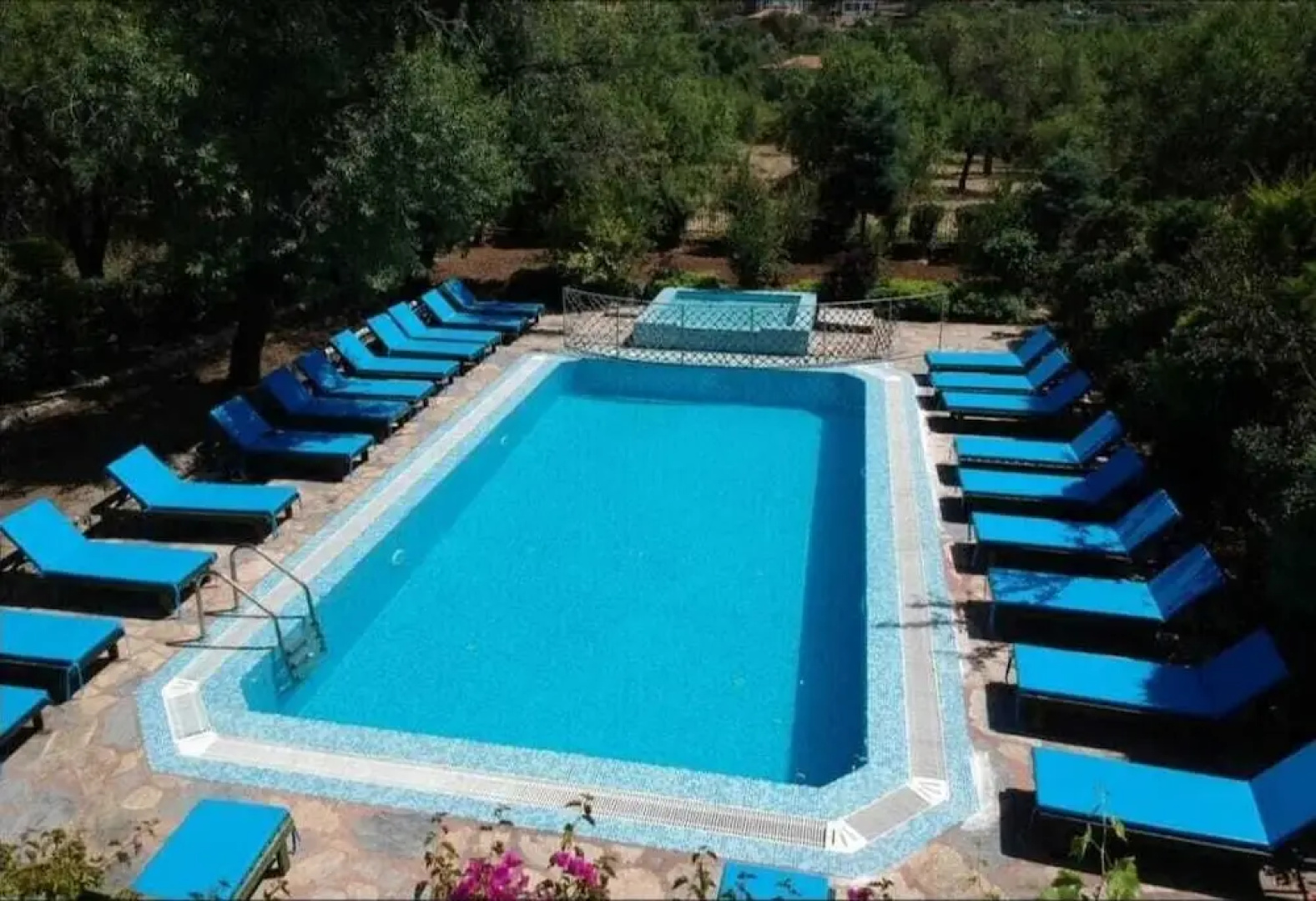 Söğüt Taş Otel