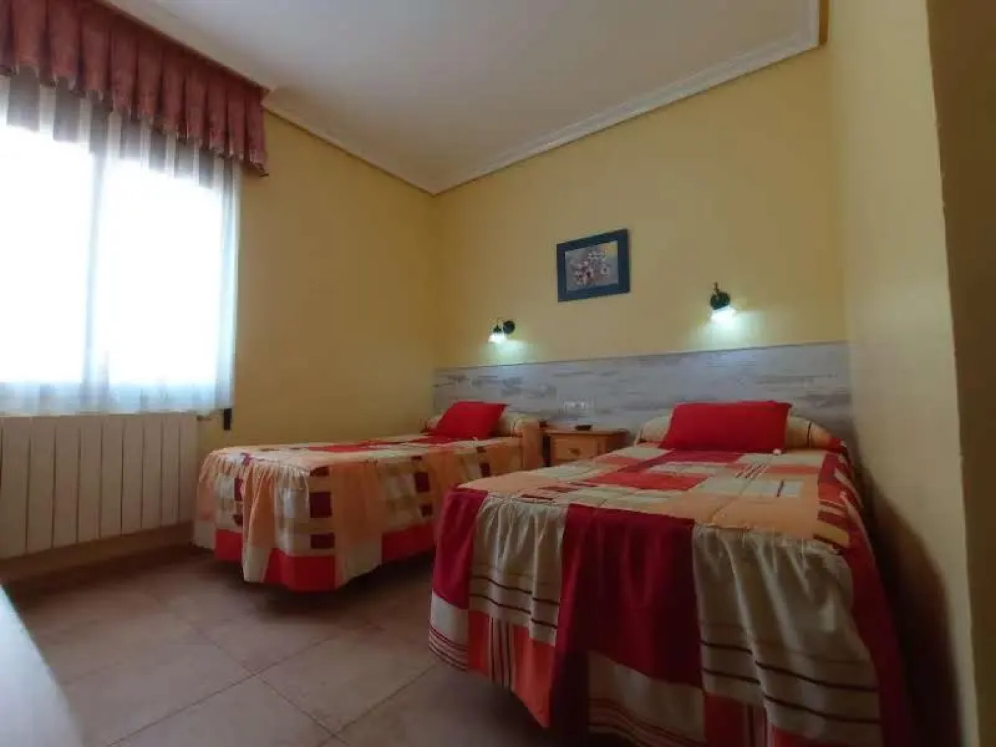 Almenara Hostal Restaurante