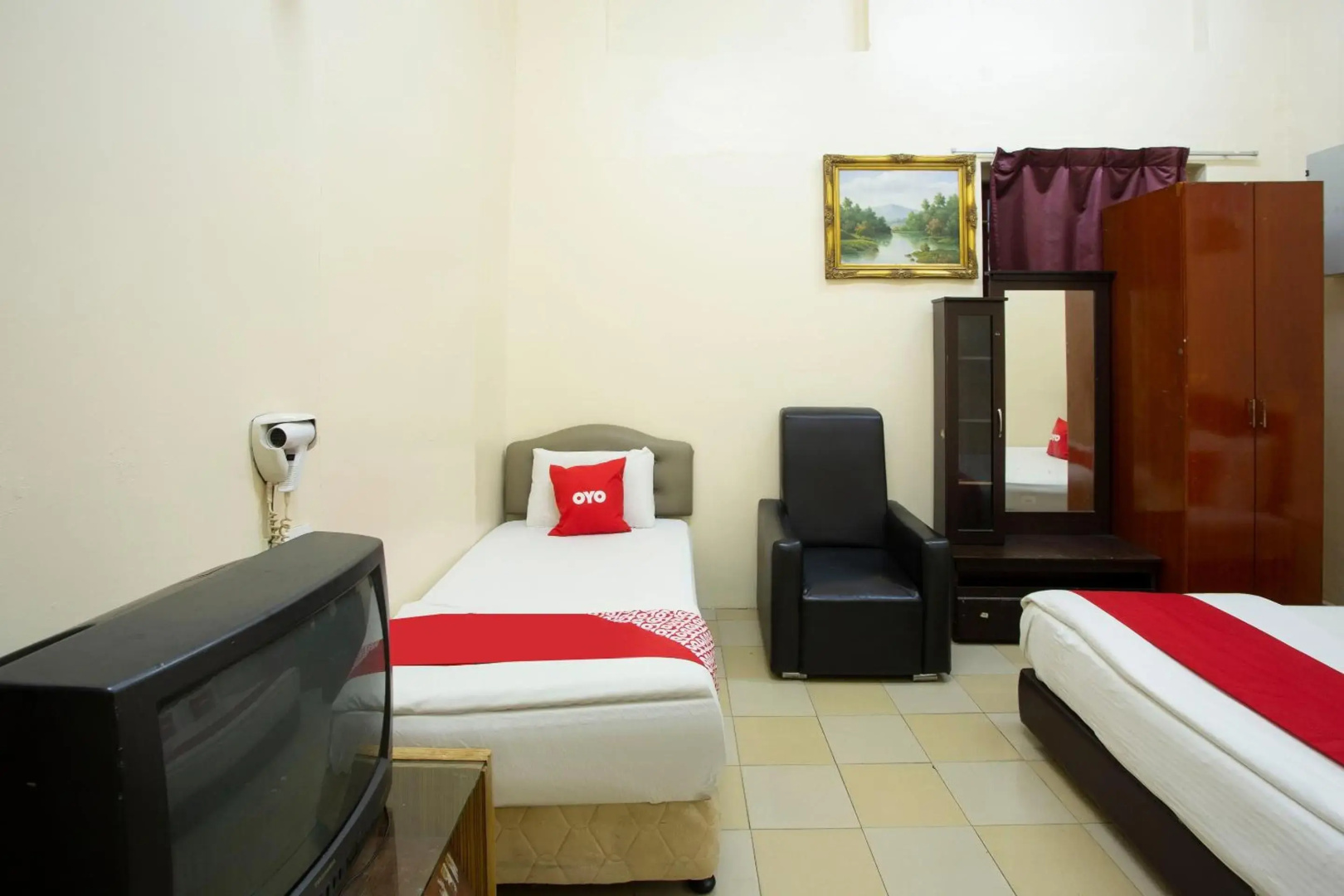 SPOT ON 90137 Casavilla Hotel Pudu