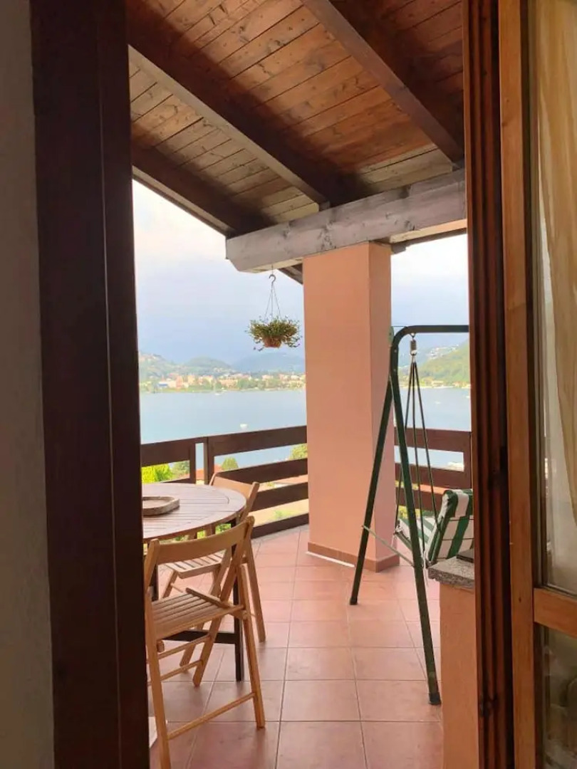 Apartment With one Bedroom in Lavena Ponte Tresa, With Wonderful Lake View, Enclosed Garden and Wifi