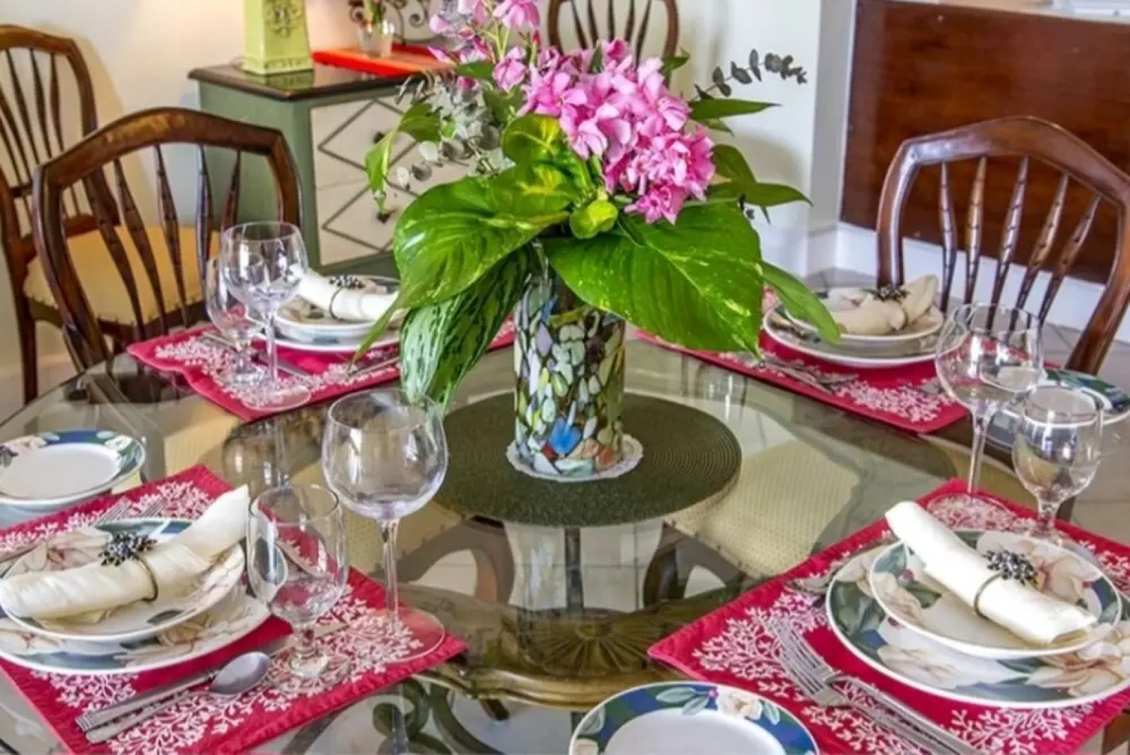 The Charles and The Earl