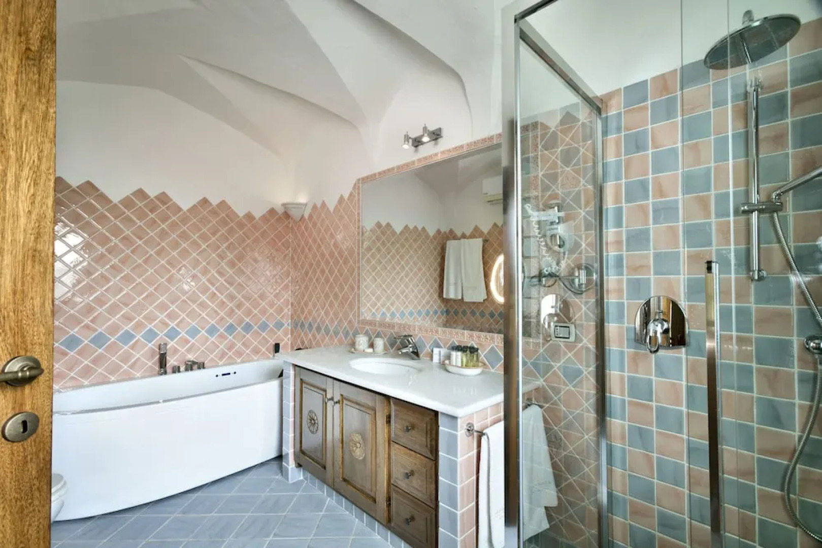 Hotel La Rocca Resort & Spa