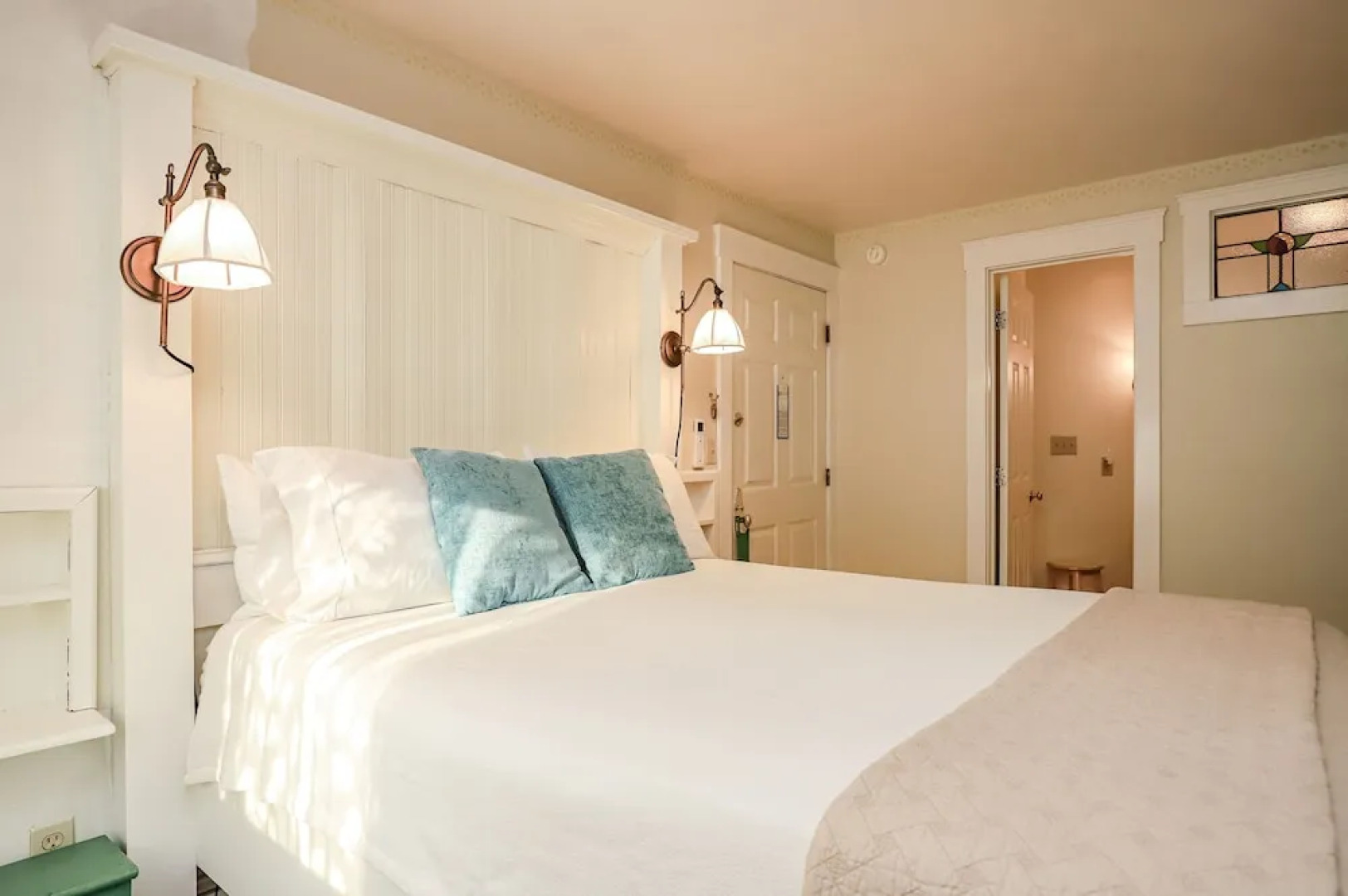 The Charlotte Hotel & Restaurant