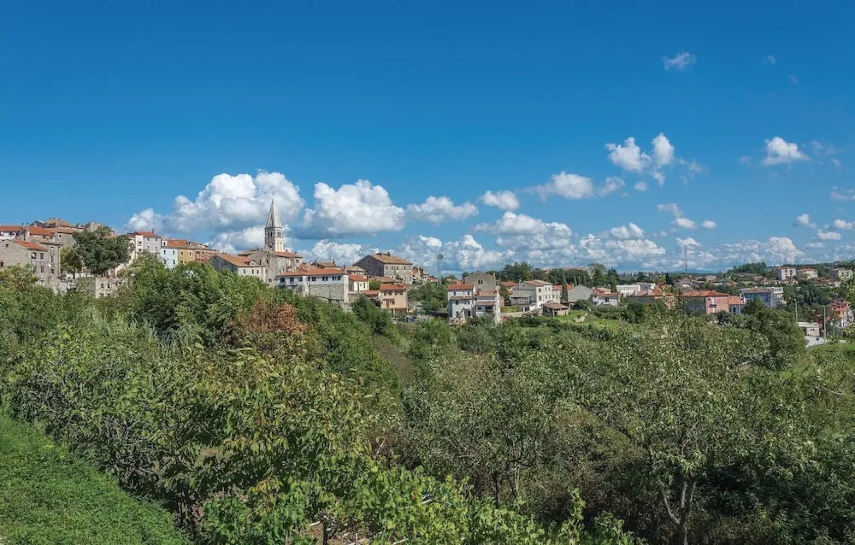 Nice Home in Buje With Wifi and 3 Bedrooms