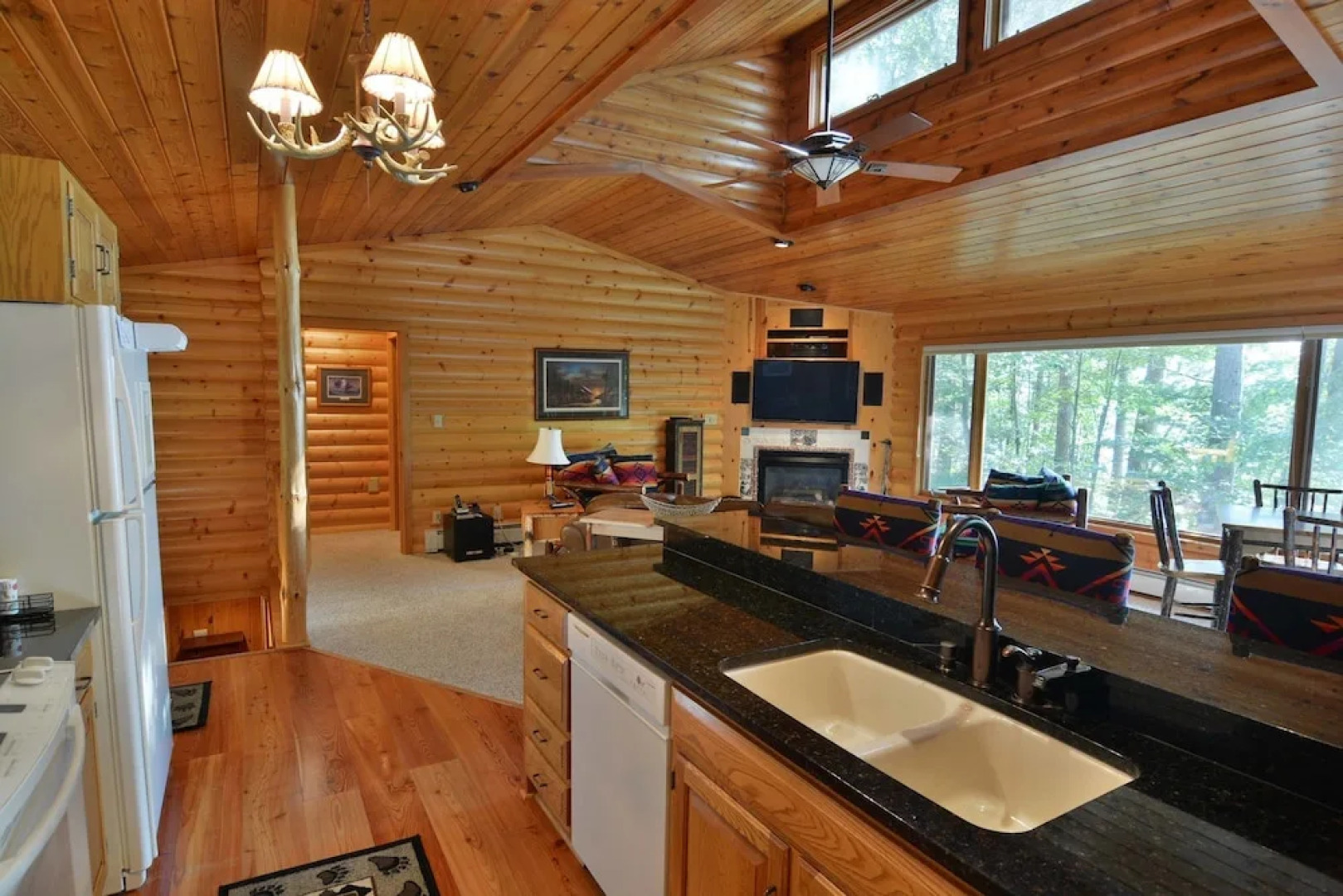 Bearfoot Retreat 4 Bedrooms 3 Bathrooms Condo