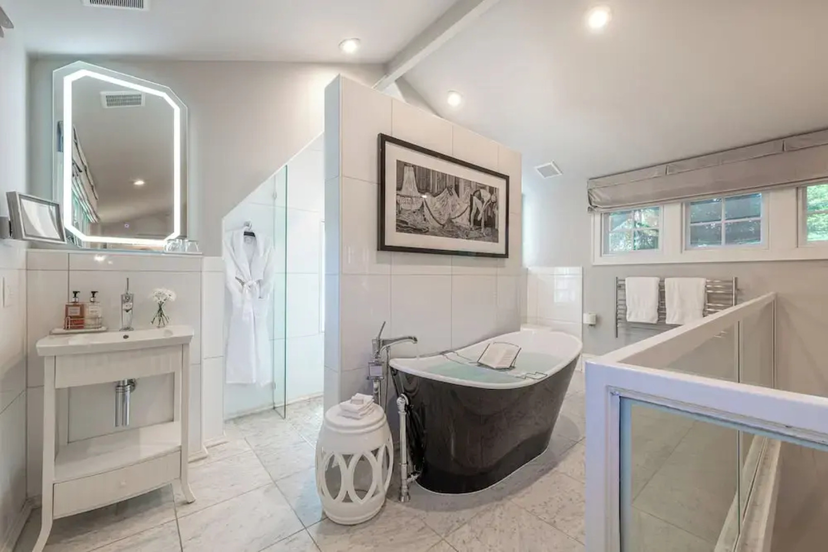 Stonehurst Place Bed & Breakfast