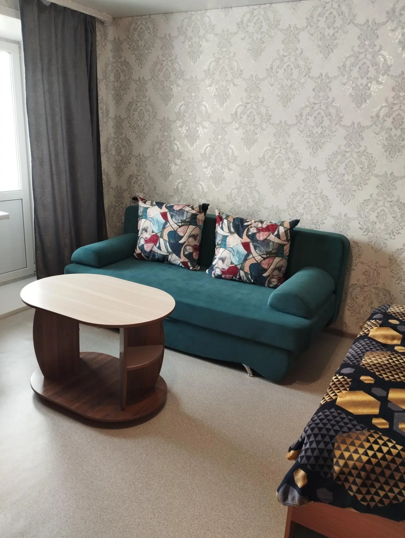 Апартаменты на проспекте Коммунистический 65