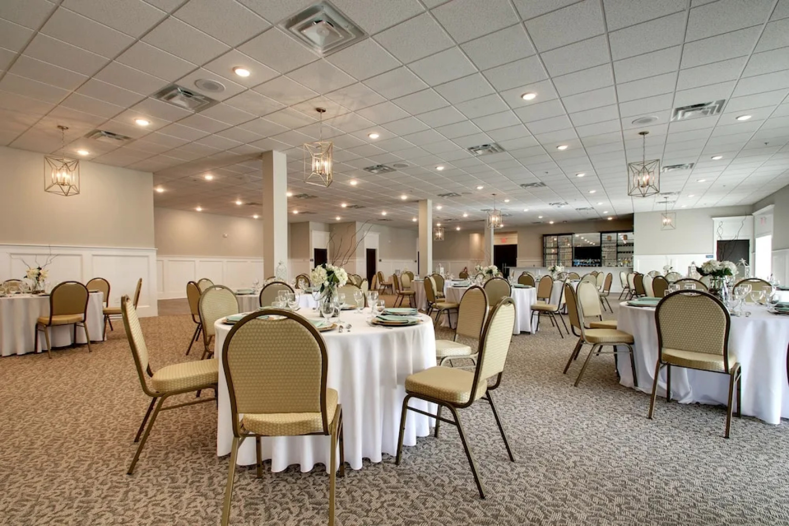 Islander Hotel & Resort