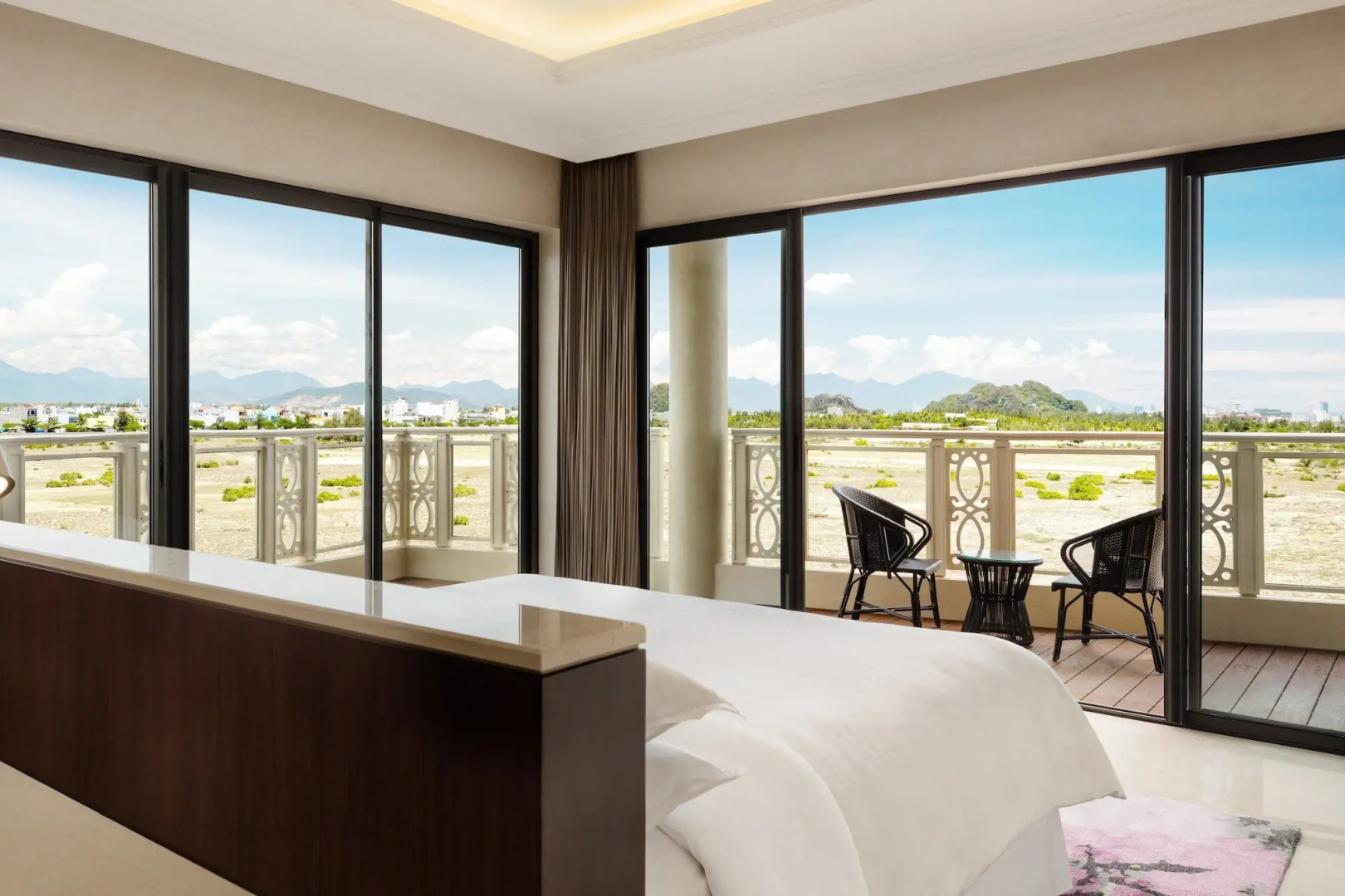 Sheraton Grand Danang Beach Resort & Spa