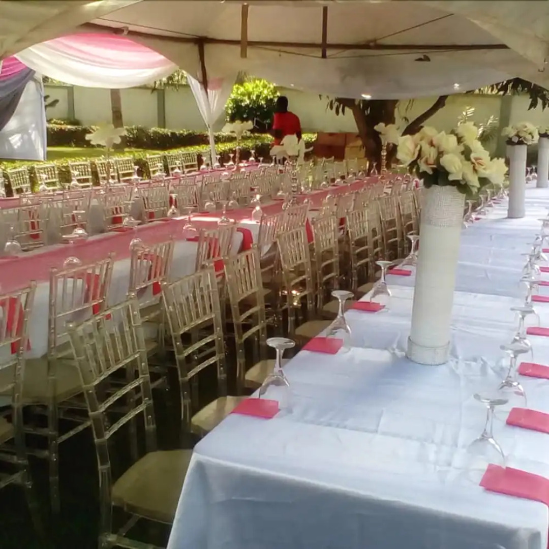 Kwamo Executive Lodge