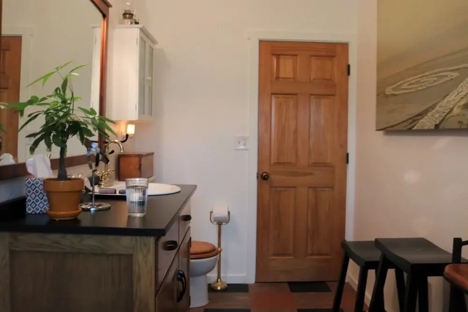 River Stone Inn & Gallery