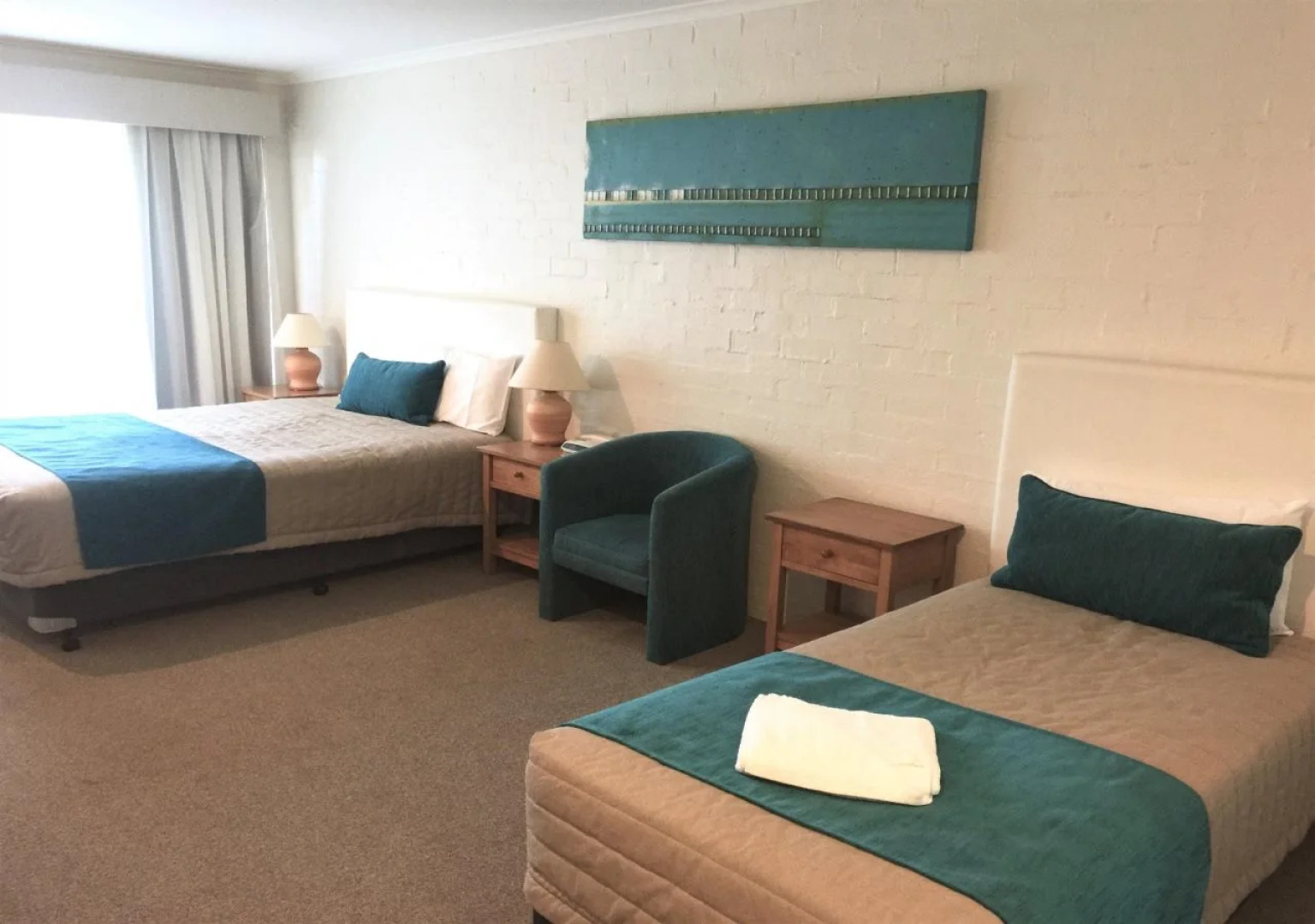 Mollymook Shored Hotel