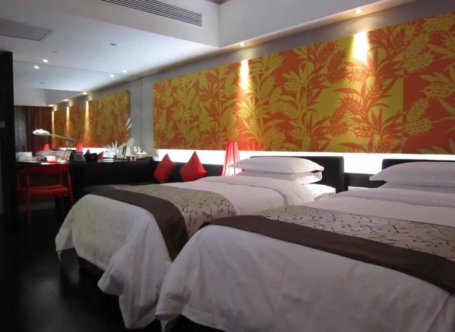 Yuehe Hotel