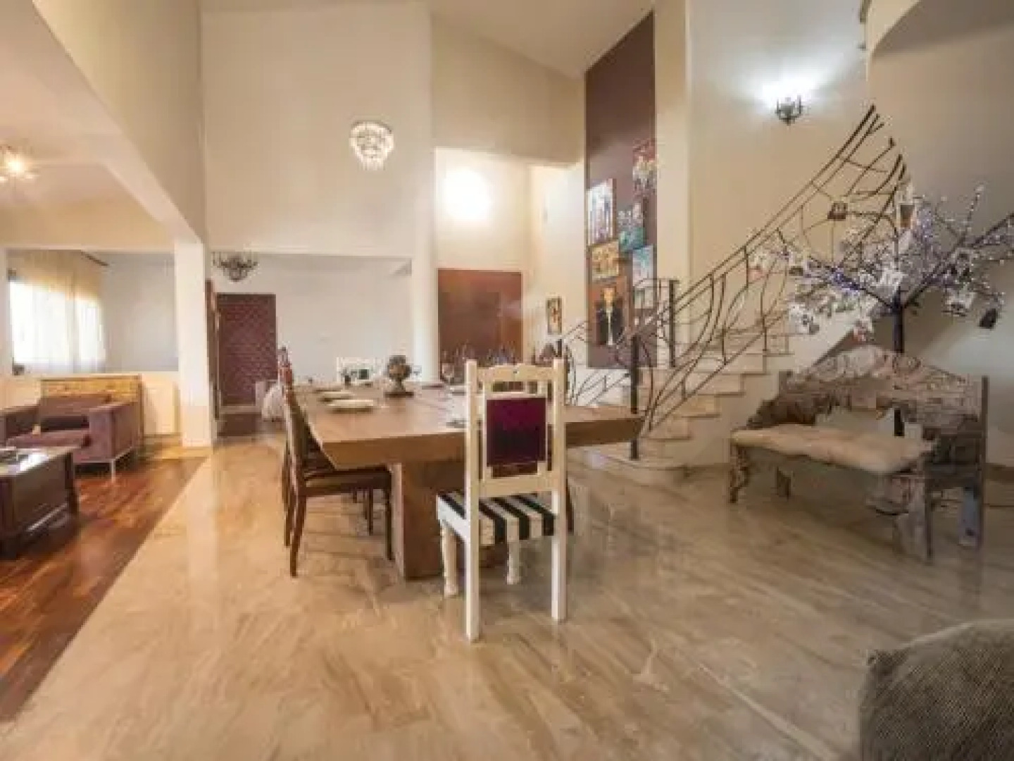 Sunshine Luxury House