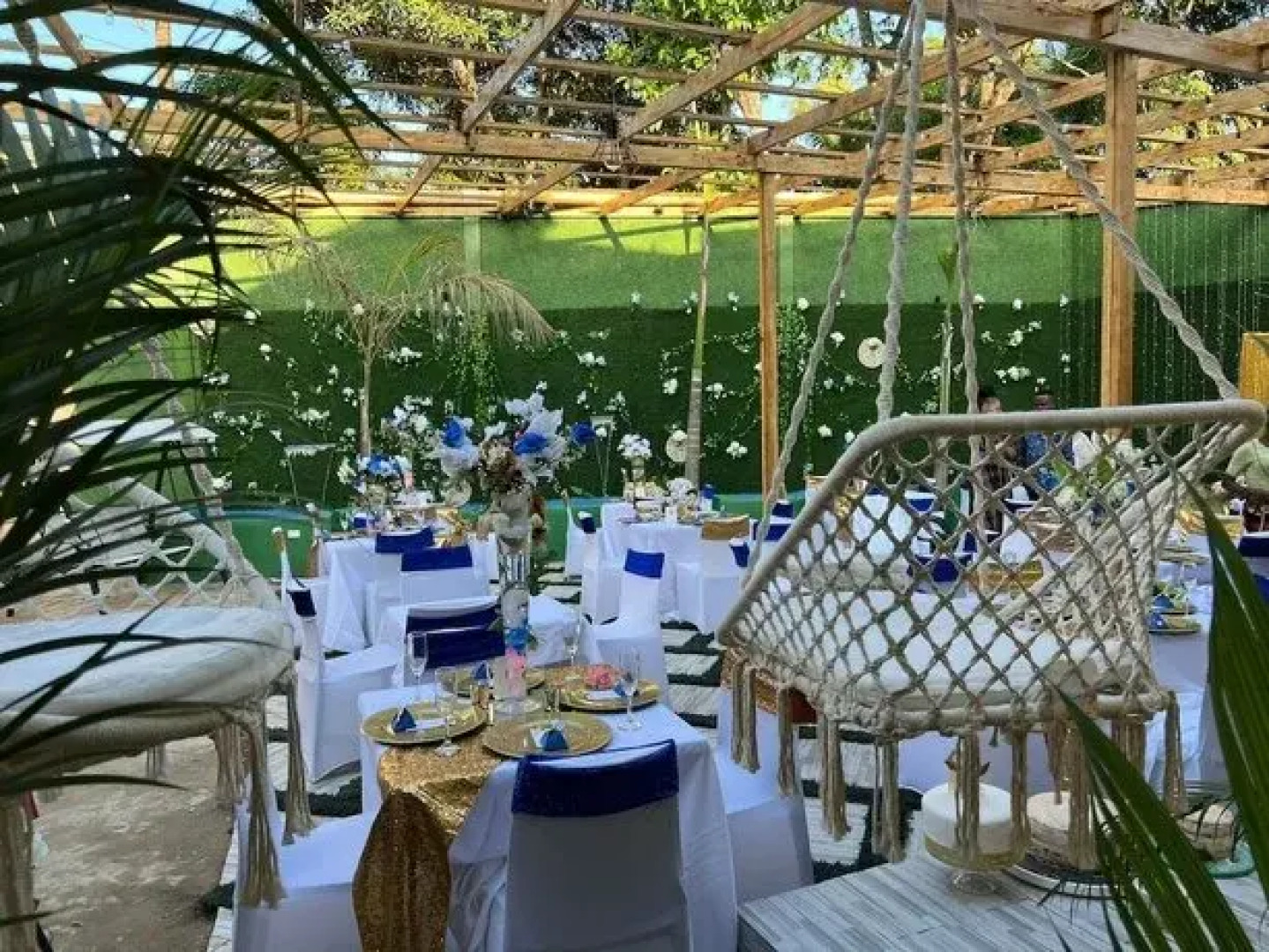 Hidden Palace Guest House And Resort