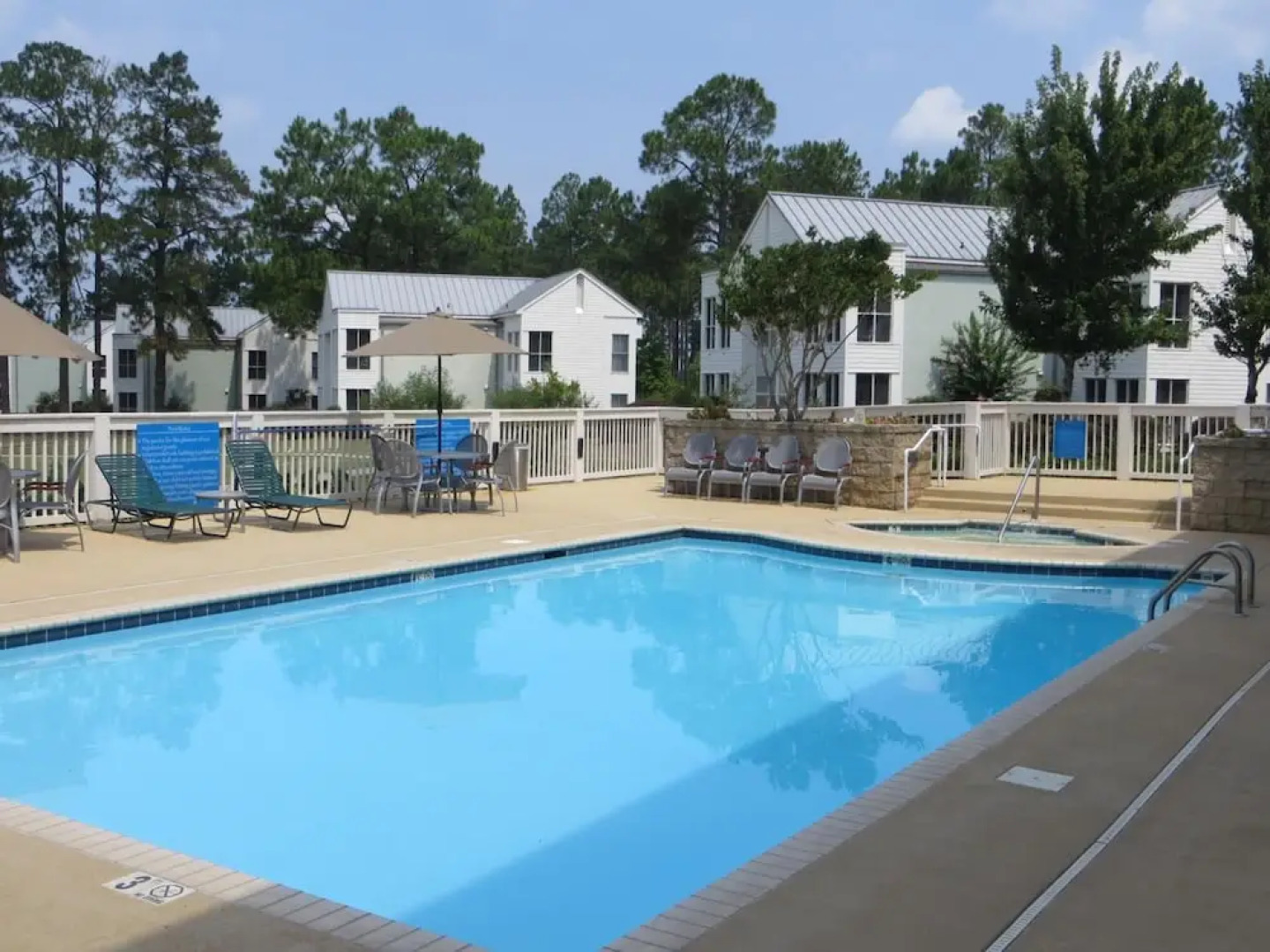 Lake Blackshear Resort & Golf Club