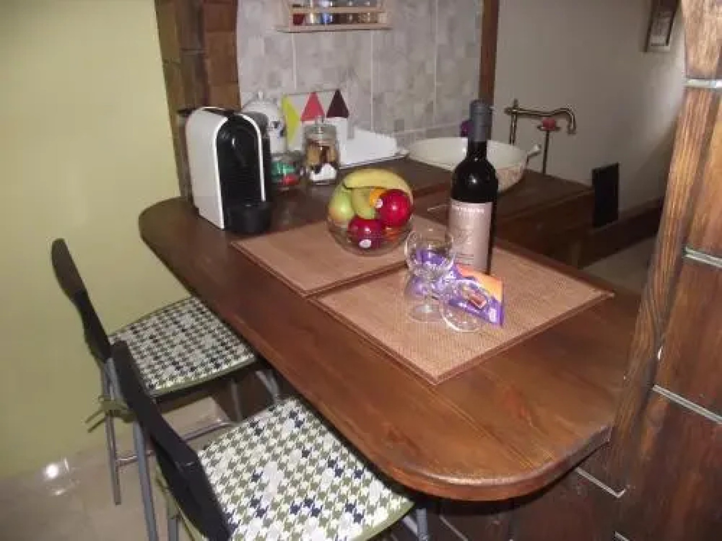 Zimmer Shai Tibetan Style