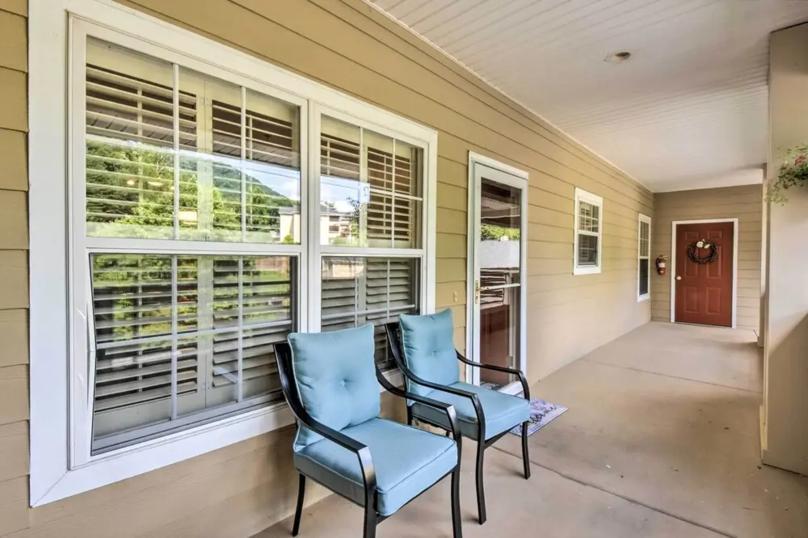 Sunny Clayton Condo on Kingwood Golf Course!