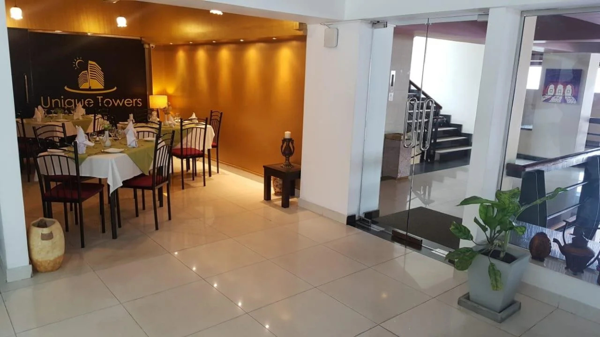 Unique Towers Luxury Boutique Suites