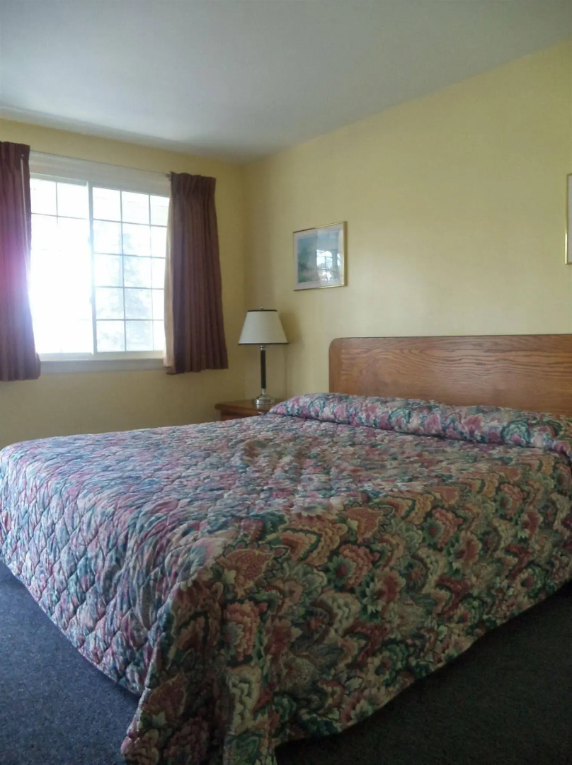 The Weathervane Motel