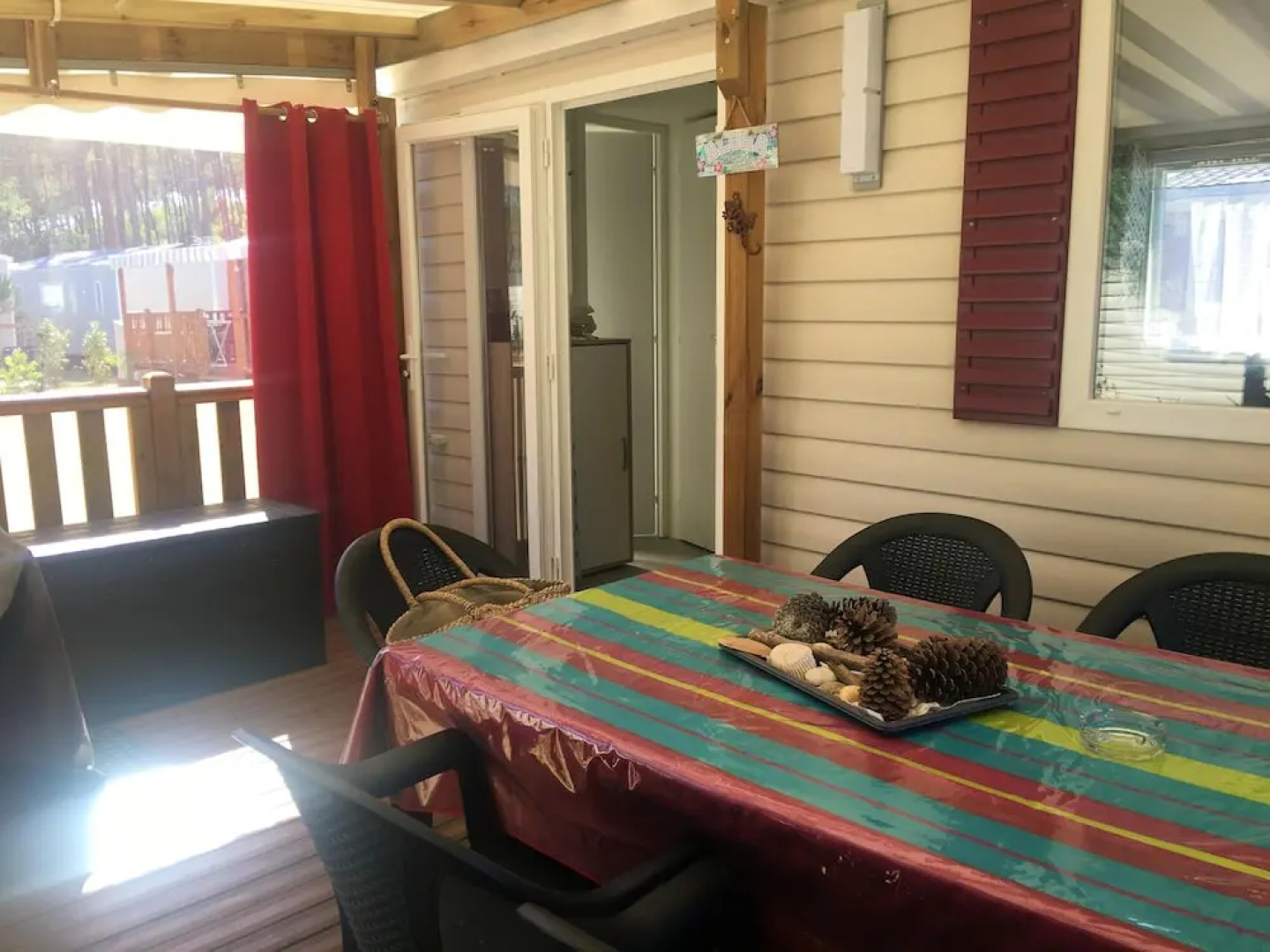 Bungalow with 2 Bedrooms in Saint-Julien-En-Born, with Shared Pool And Furnished Garden - 6 Km From the Beach