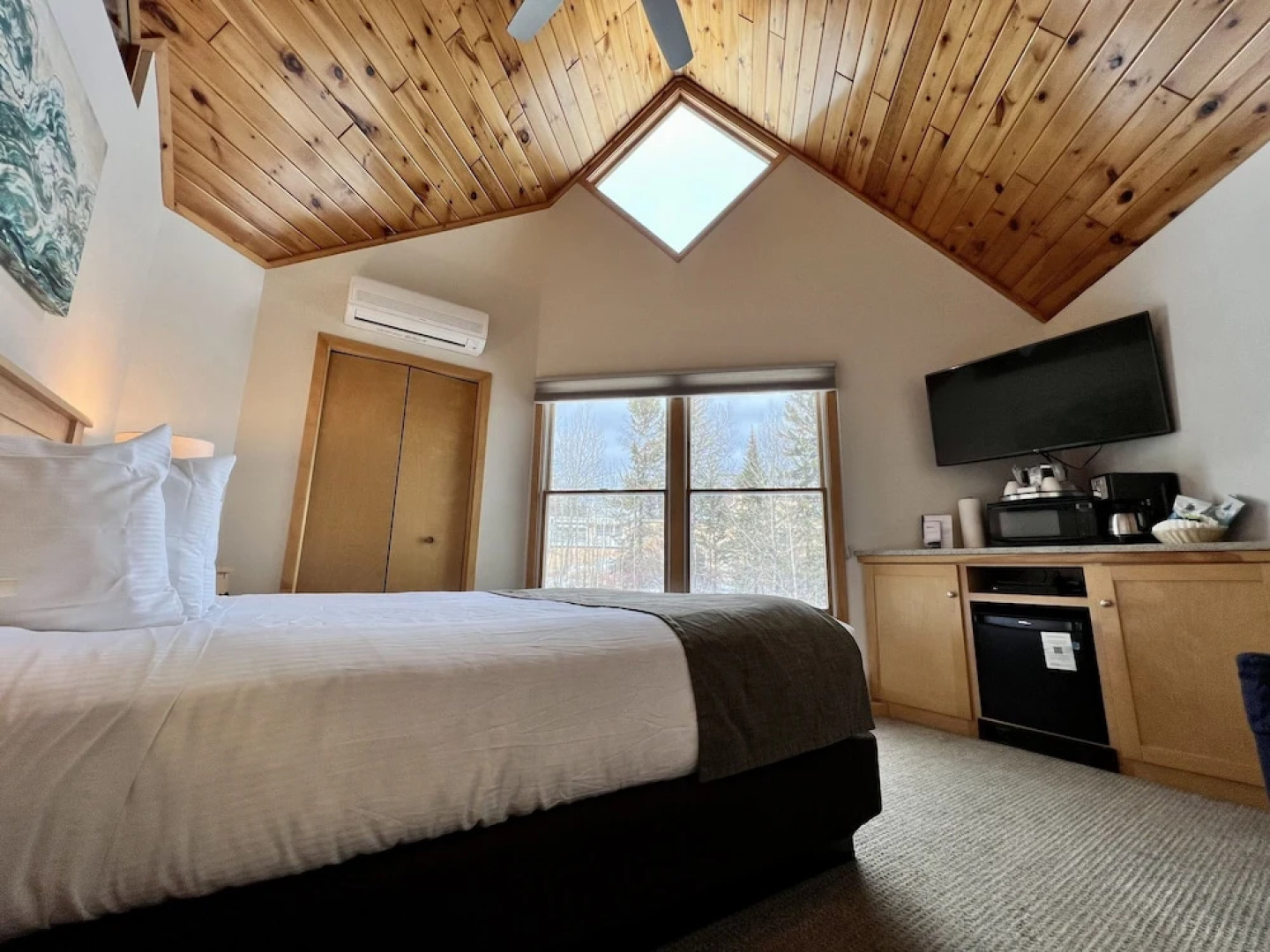 Bluefin Bay on Lake Superior