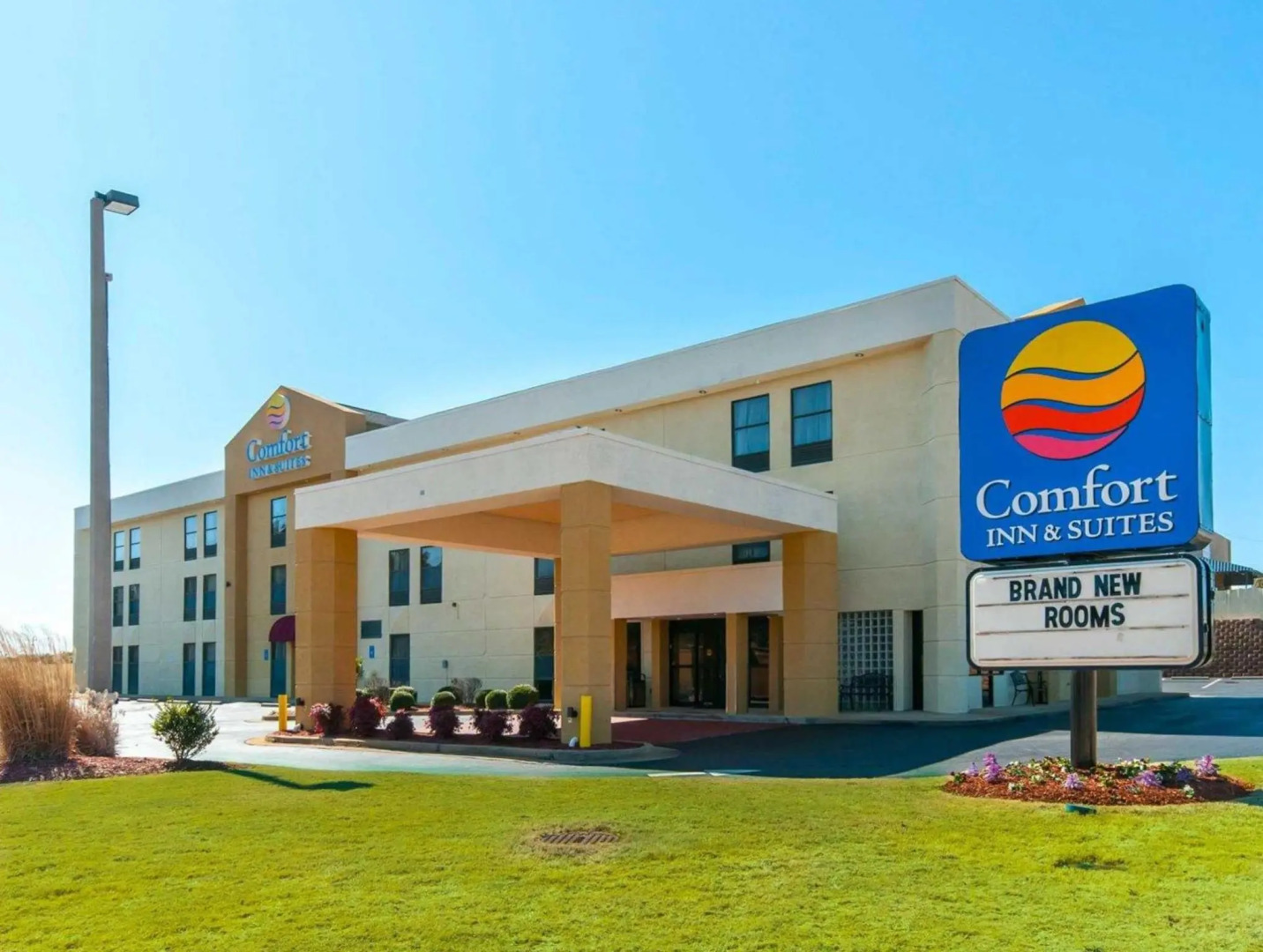 Comfort Inn & Suites LaGrange East