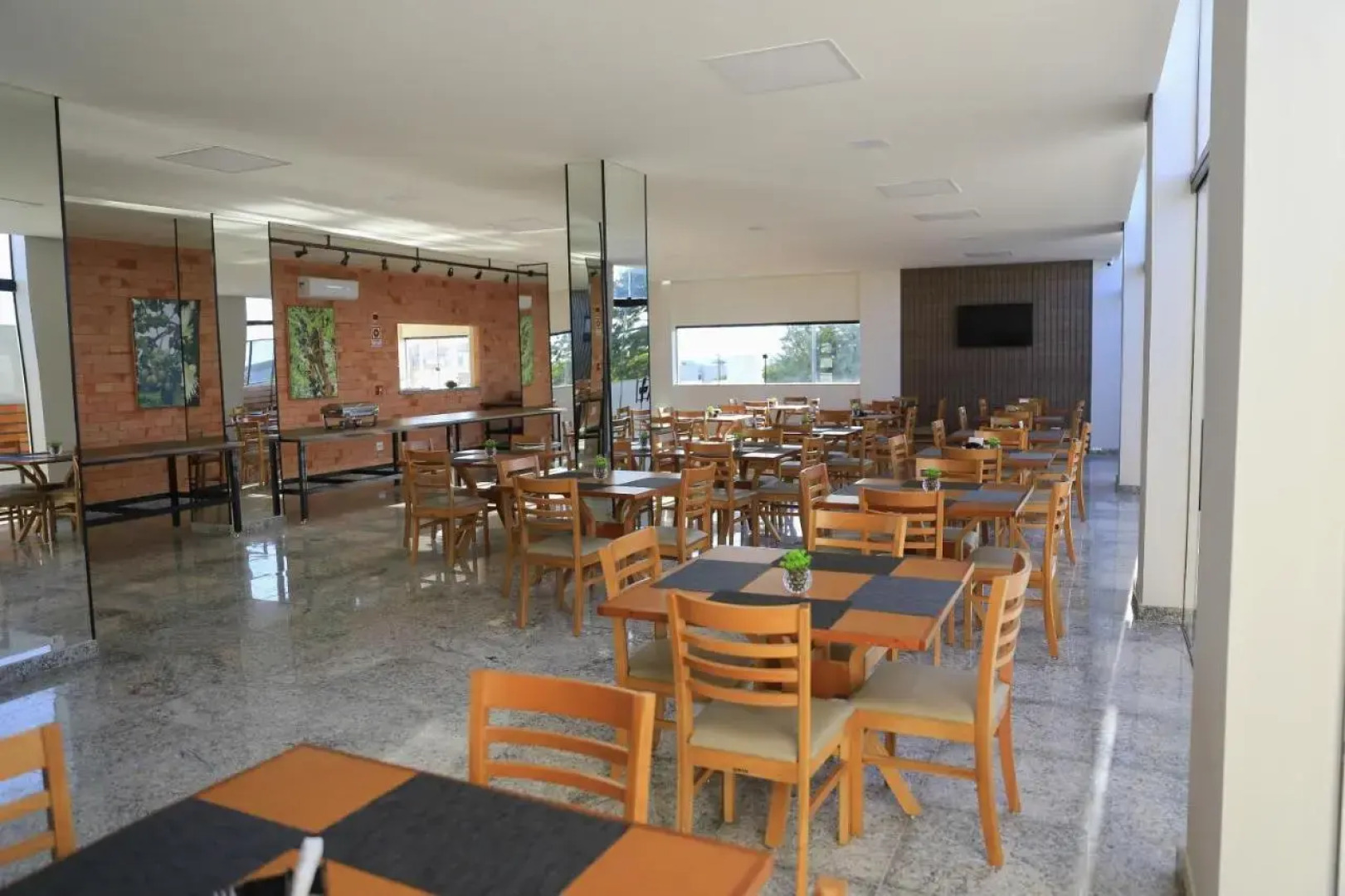 Pontal Executive Hotel