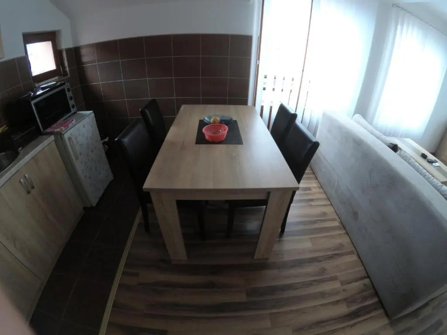 Apartment and rooms Konak