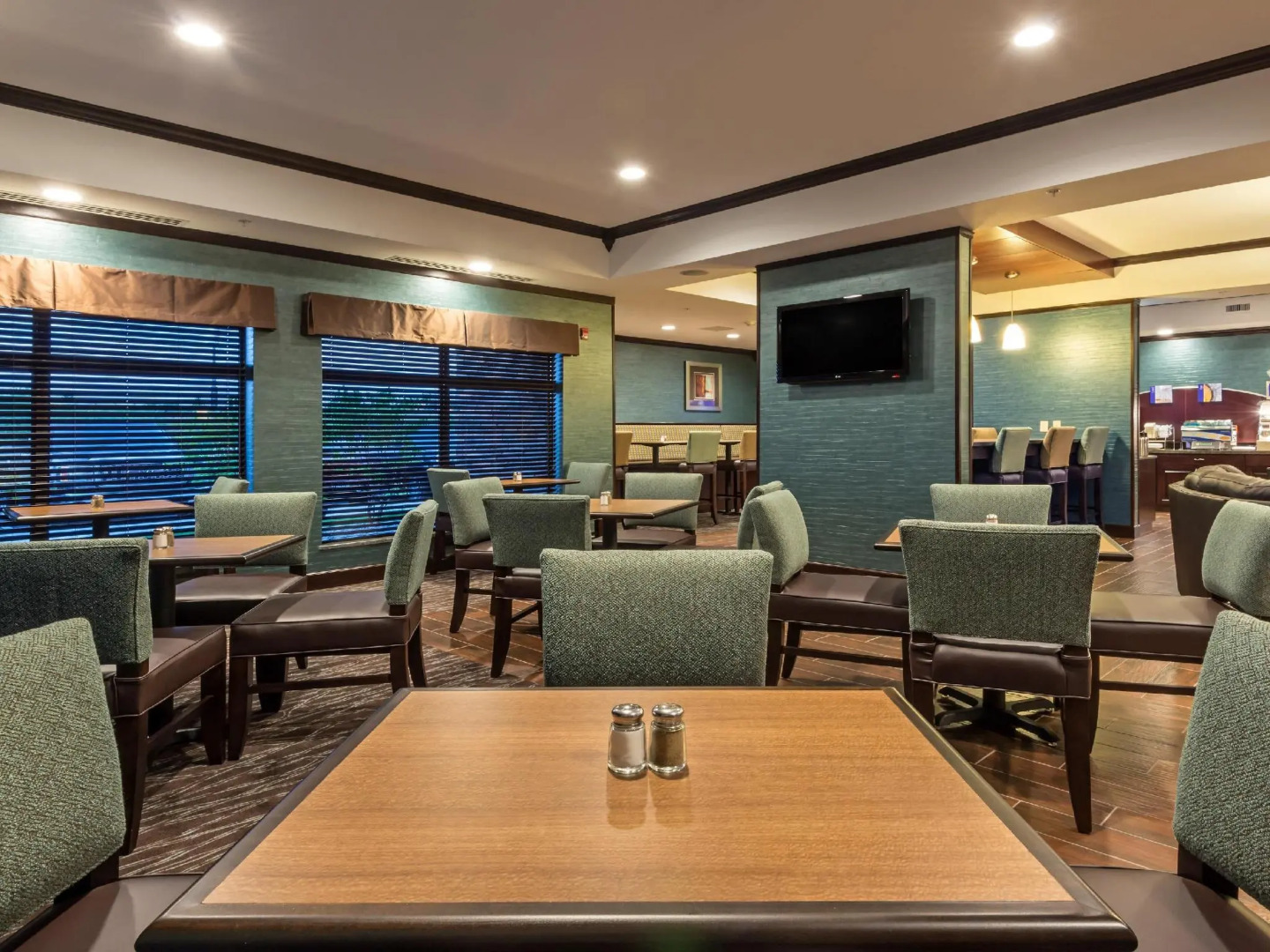 Holiday Inn Express Hotel & Suites Butte by IHG