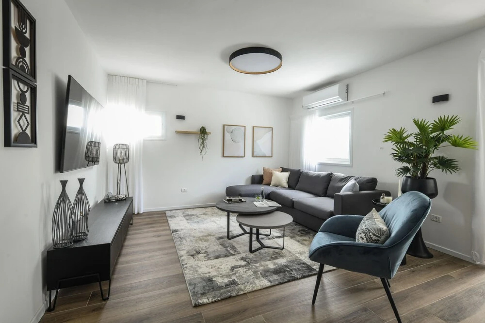 Relax in a Rural Retreat 2BR Apt wGarden