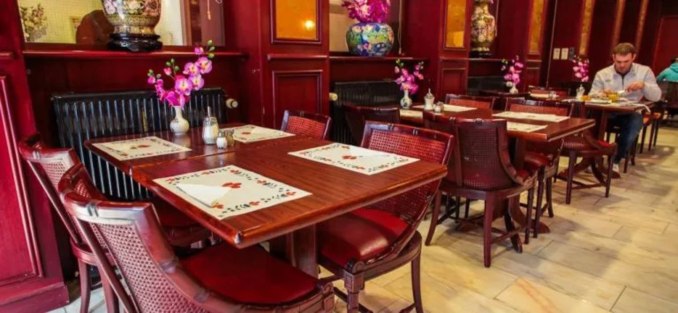 Hotel Falcon Plaza Centre