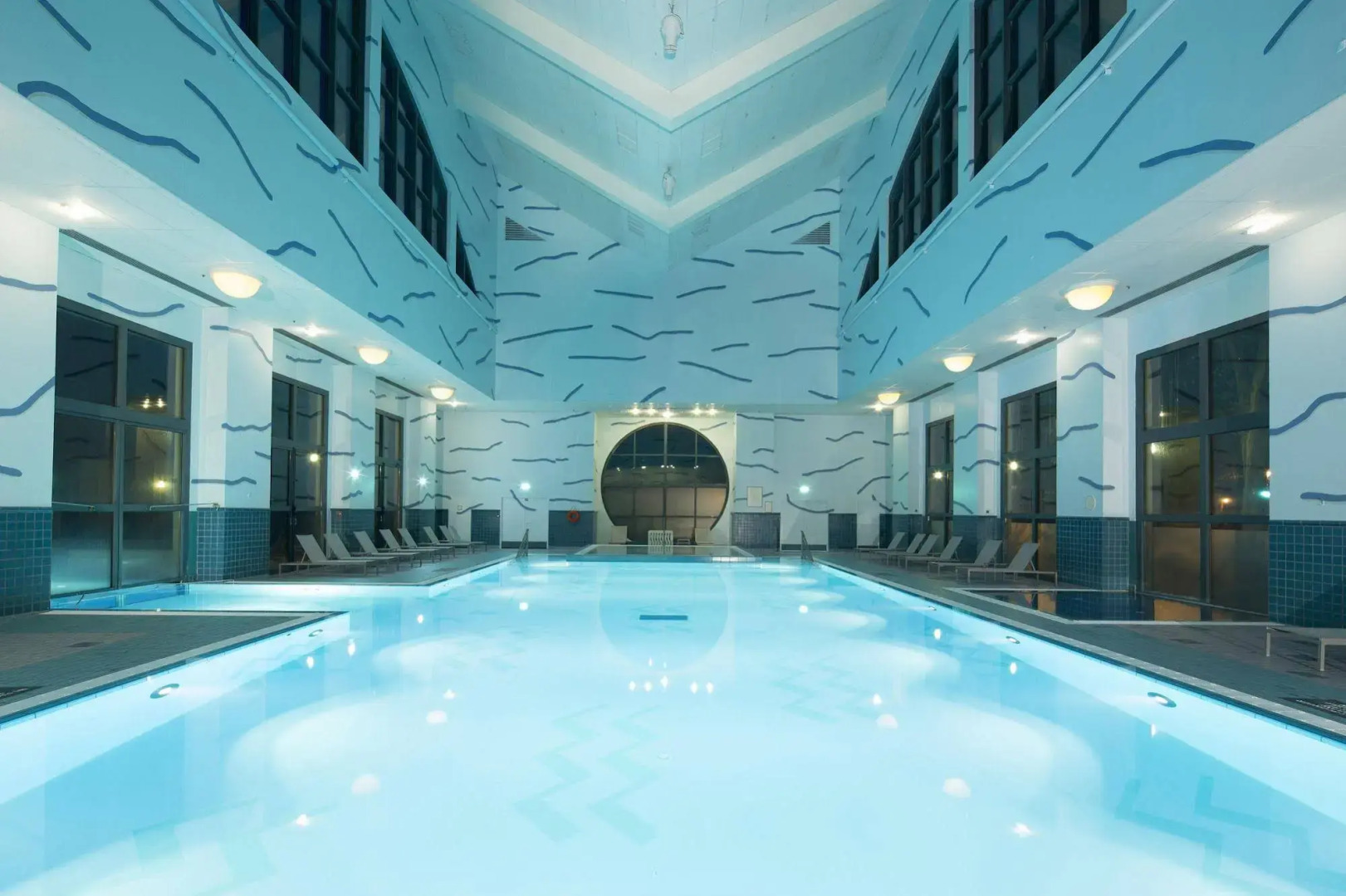 Disney's Hotel New York - The Art of Marvel