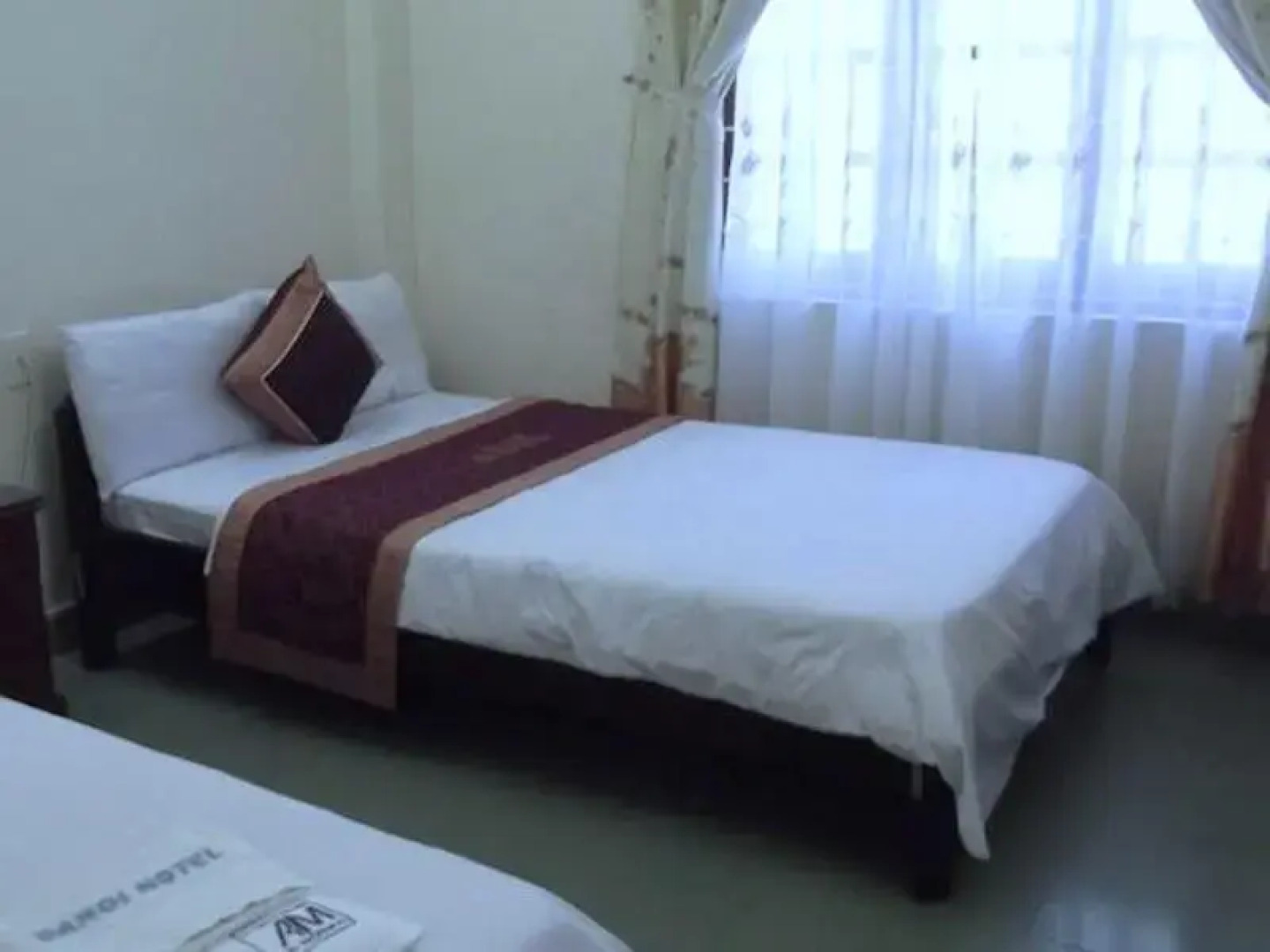 Ha Noi Hotel Quangbinh Hotel
