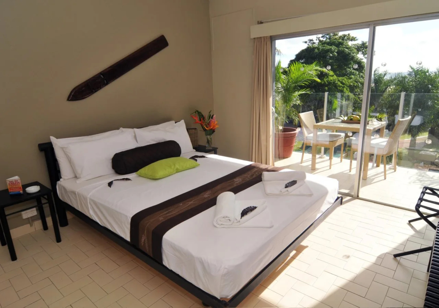 Coconut Palms Resort & Diamond Casino