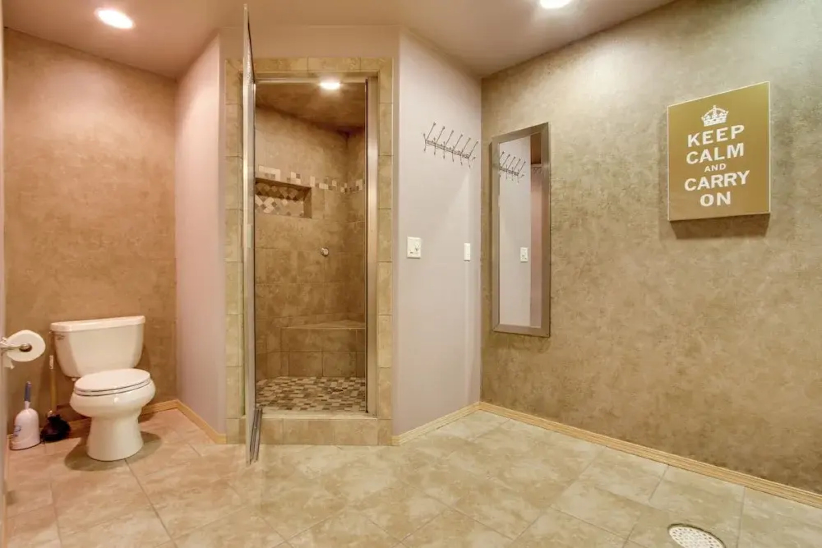 Spacious Canyon Ferry Lake House With Bar & Views!