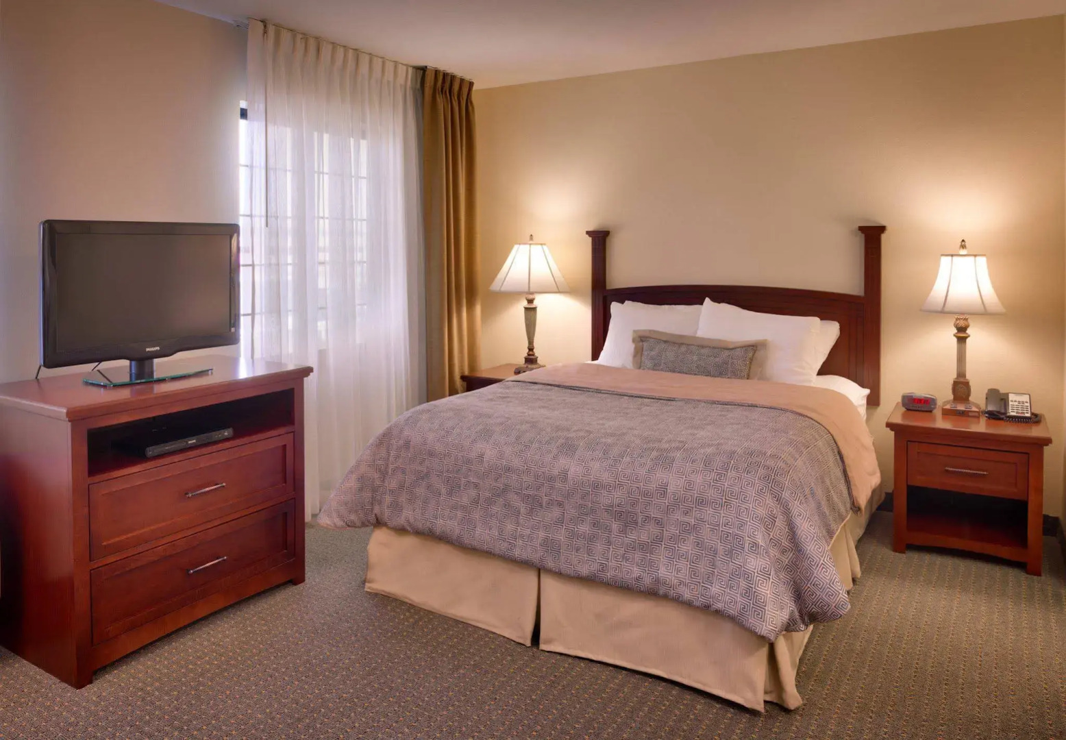 Staybridge Suites Omaha 80th And Dodge by IHG
