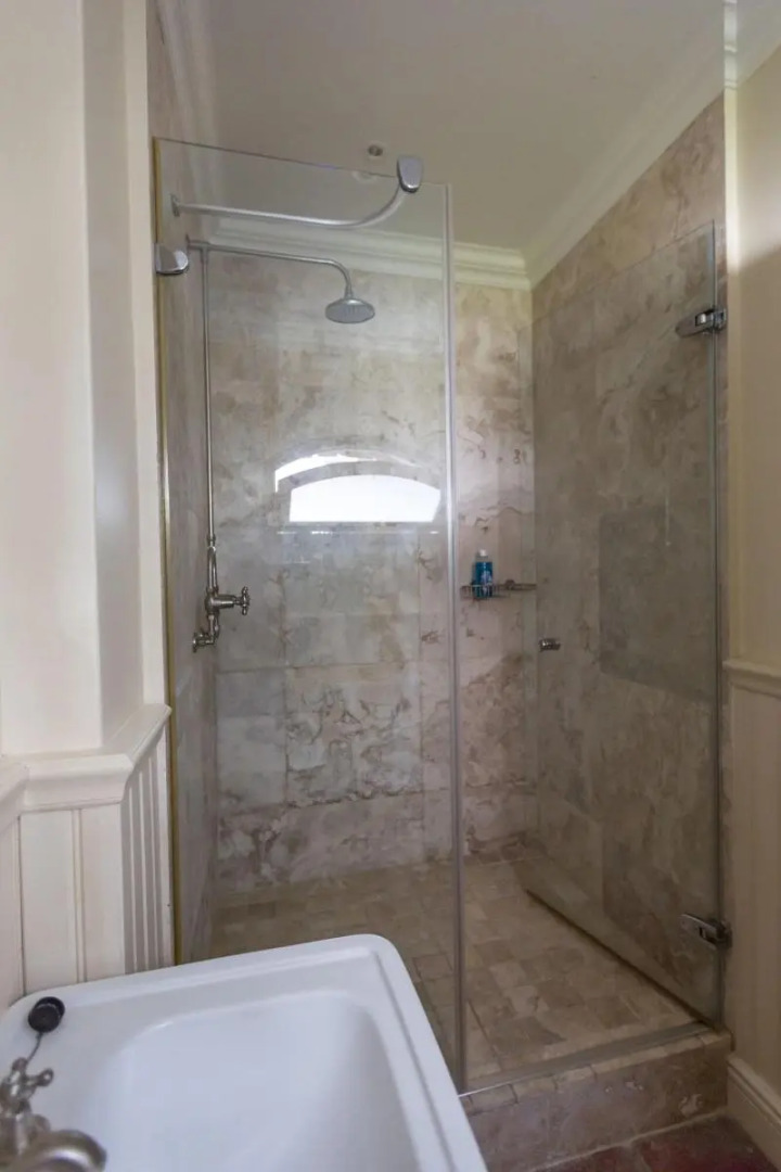 The Majestic Apartments