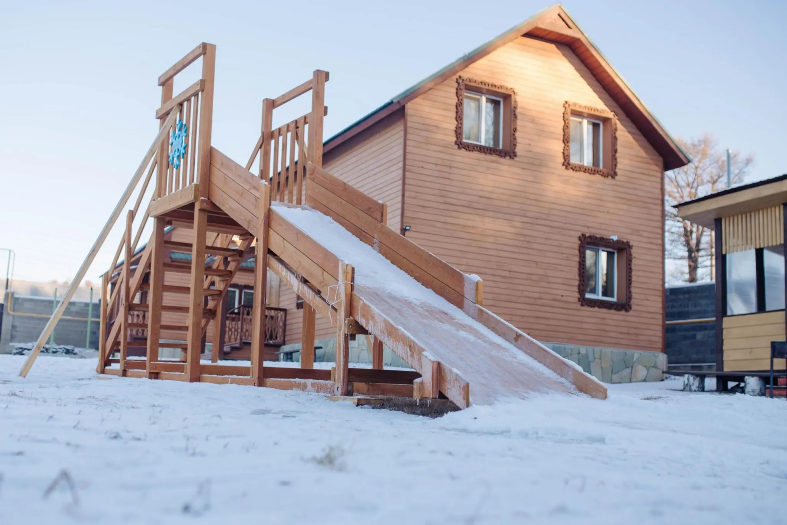 VGosti (ВГости)