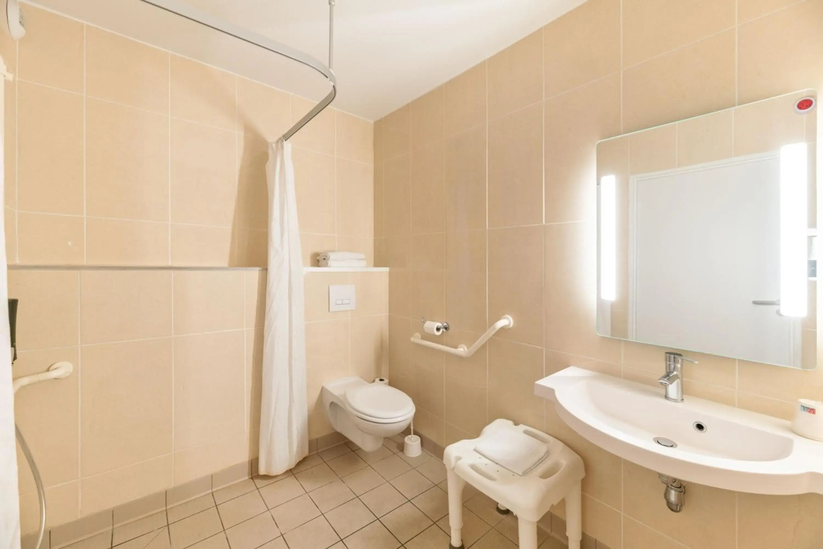 B&B HOTEL Lyon Sud Etats-Unis
