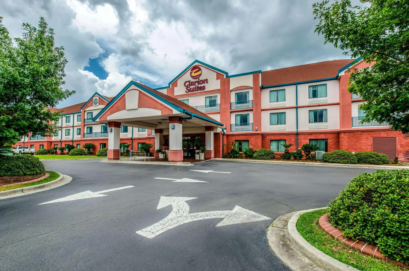 Best Western Plus Savannah Gateway