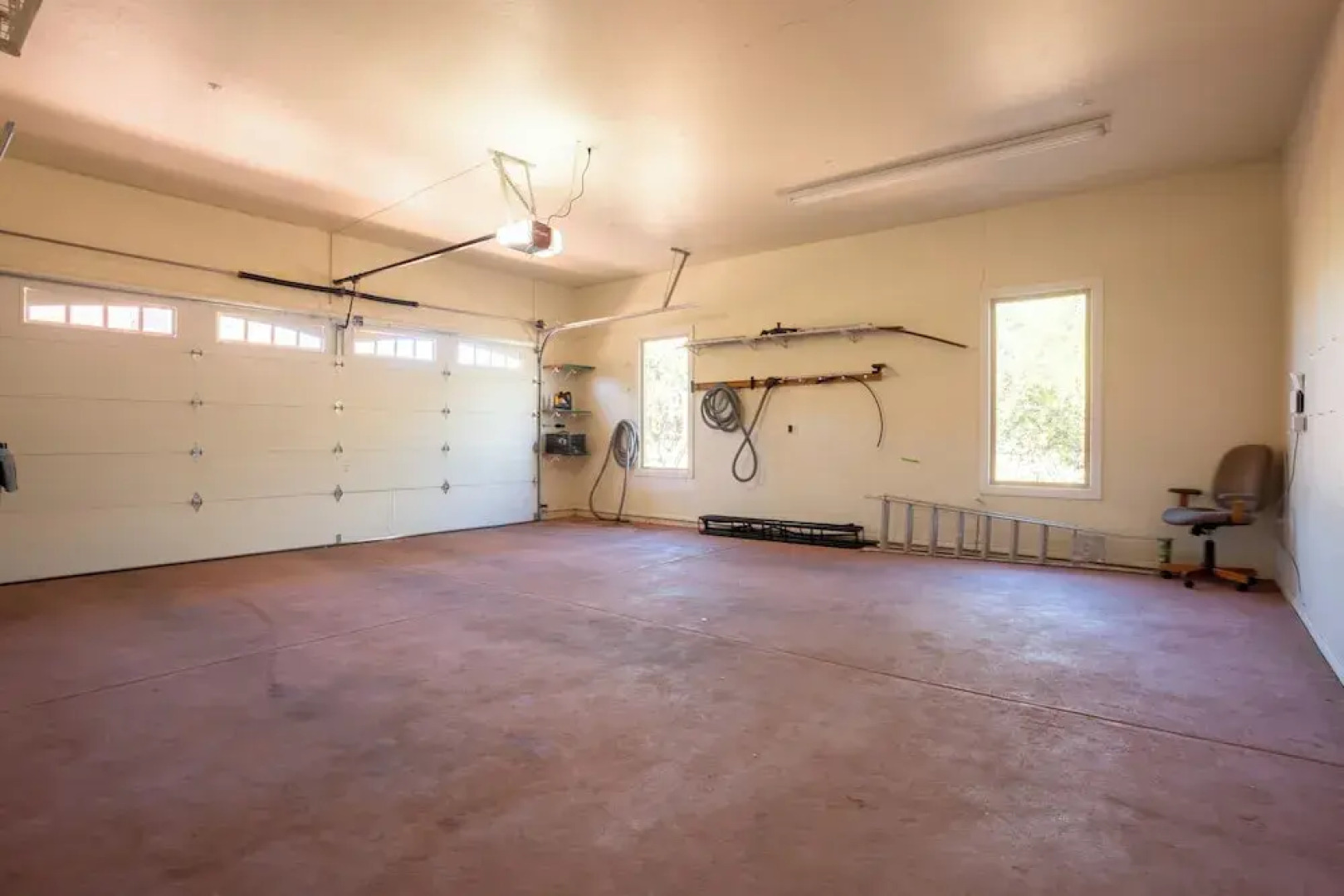 Hot Tub & Mtn Views: Expansive Sedona Retreat