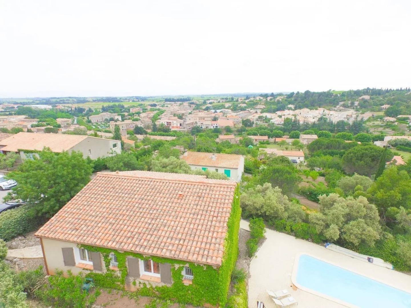 Spacious Luxury Villa With Heated Swimming Pool, Jacuzzi, Stunning Views and Plenty of Privacy