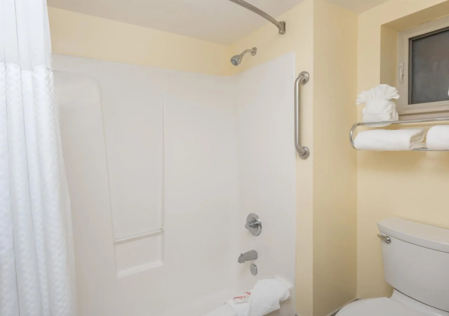 Monarch Valley Inn Marina at Monterey Bay