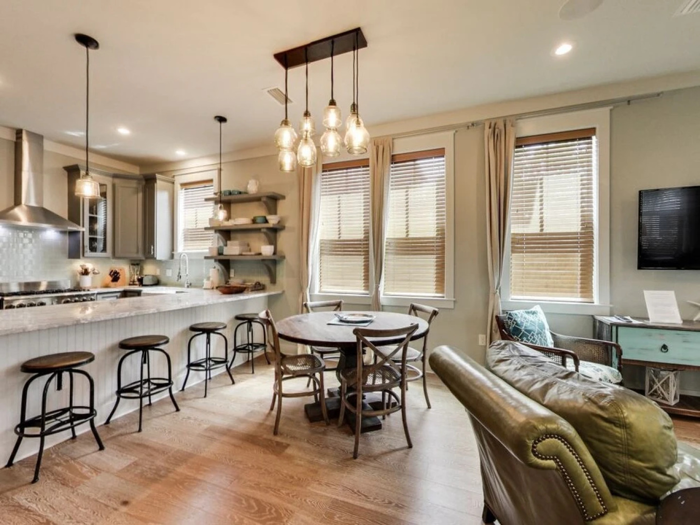 The Dawn Treader - 1232982