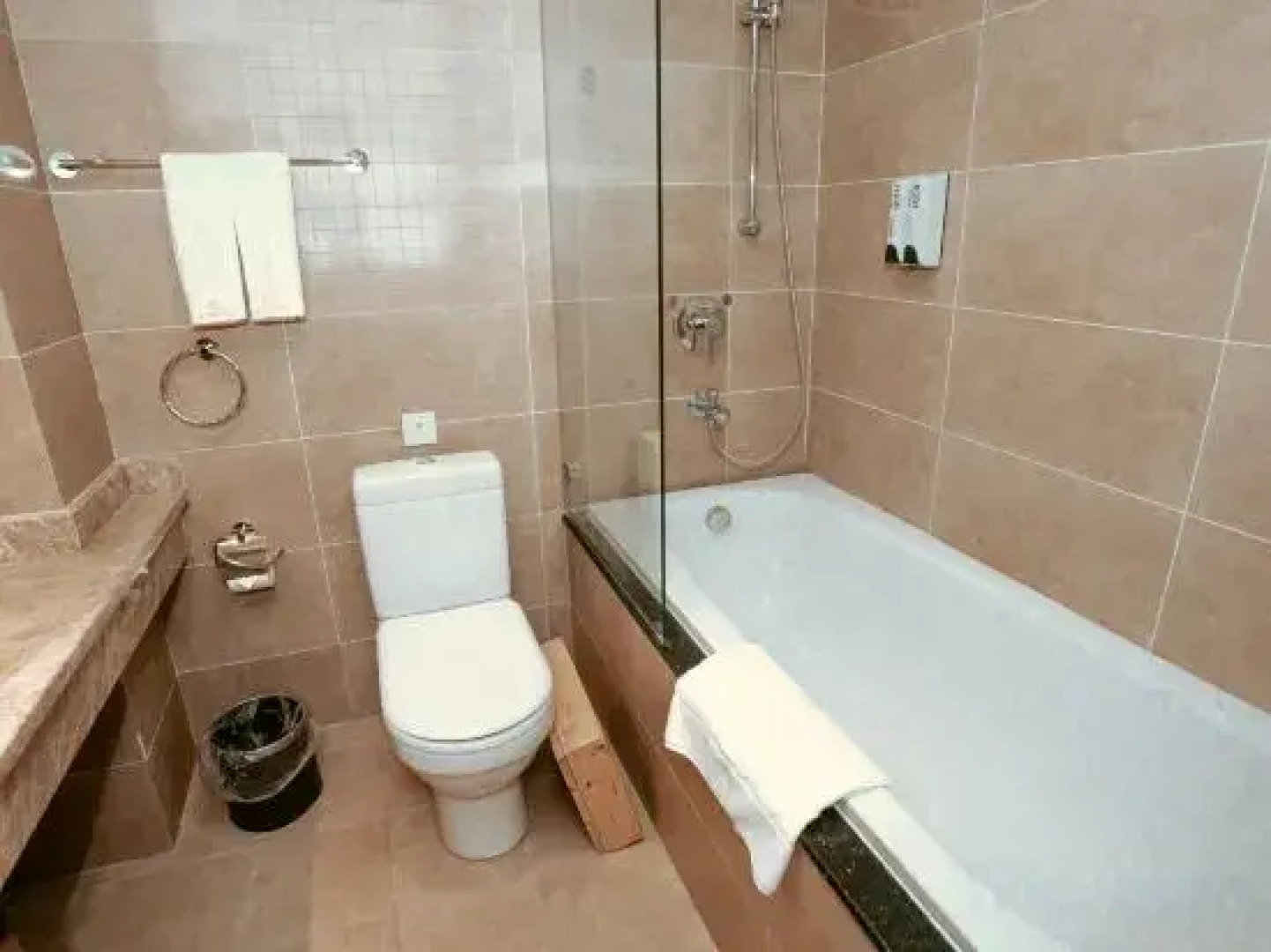 Jixi Longchuan Hotel